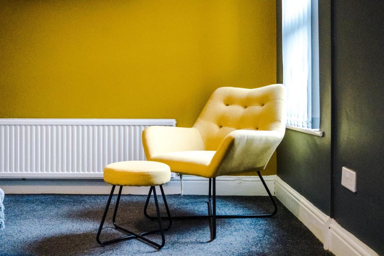 Spacious Modern Chester Home - Great Location エクステリア 写真