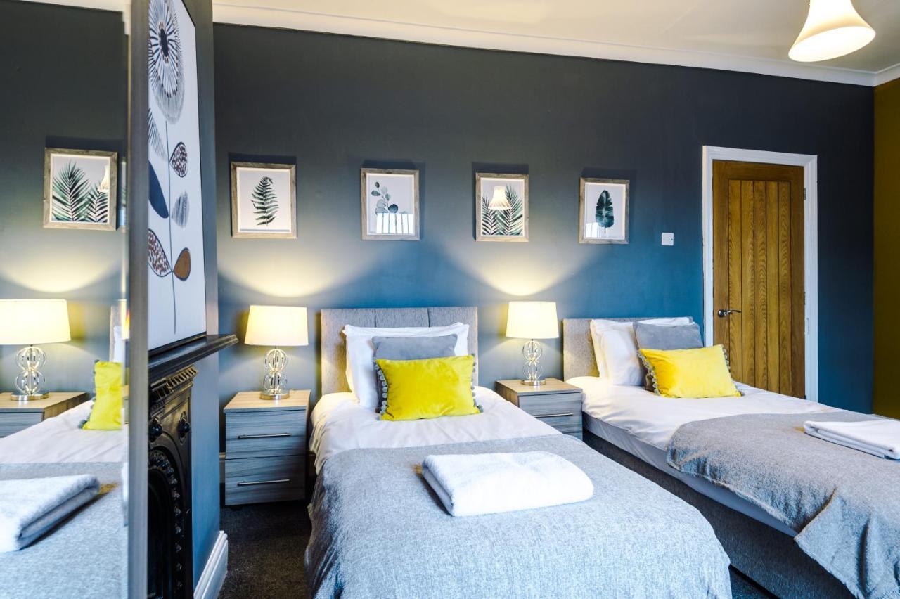 Spacious Modern Chester Home - Great Location エクステリア 写真